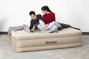 Bestway 69050 Fortech Airbed Queen Built-in AC pump, 80" x 60" x 18"/2.03m x 1.52m x 46cm
